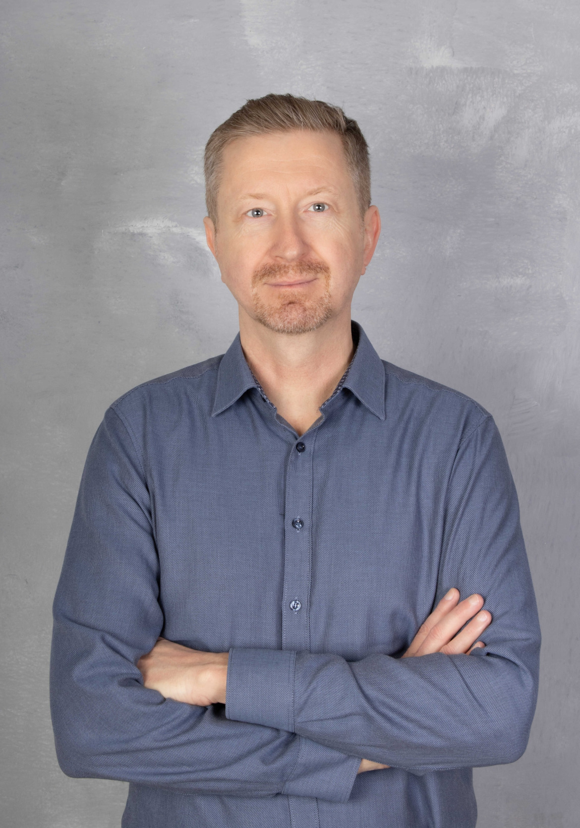Battyányi Csaba, bevételi rendszerépítő és üzletfejlesztési szakértő, B2B vállalkozások növekedését támogató megvalósító partner.